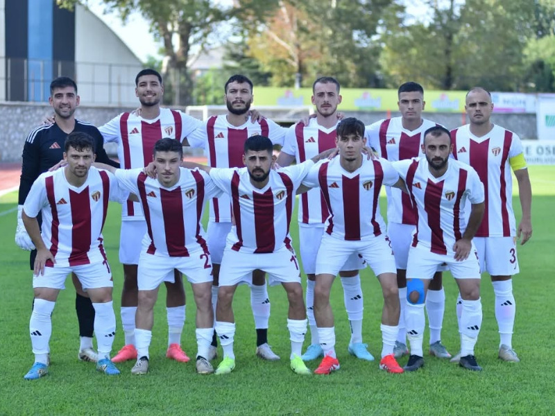 İnegölspor sezon açılışında puanlar kaybetti